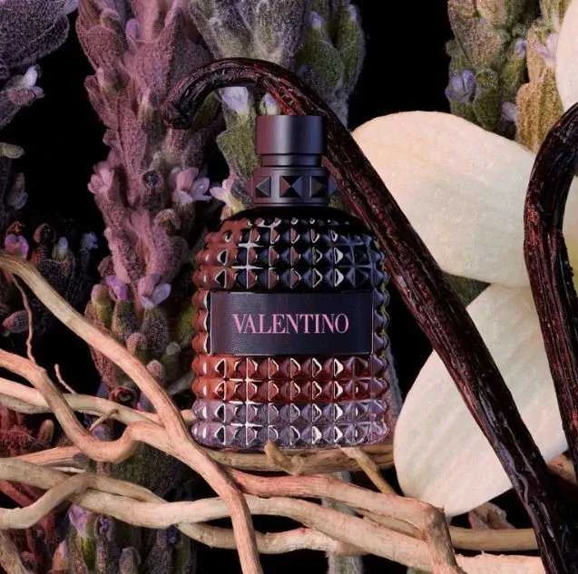 Kvepalai vyrams Valentino Uomo Born In Roma Intense EDP, 100 ml