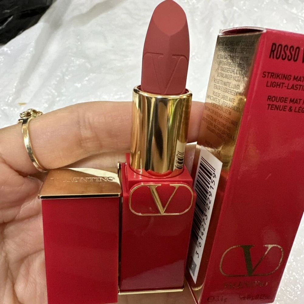 Valentino Rosso Matte Kreminis Lipstick 409A Papildomas 3.5 g