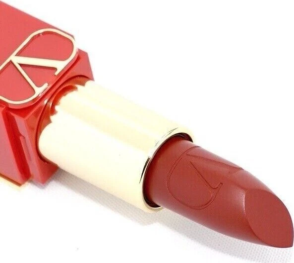 Valentino Rosso Satin Finish Kreminis Lipstick 217A Papildomas 3.5 g