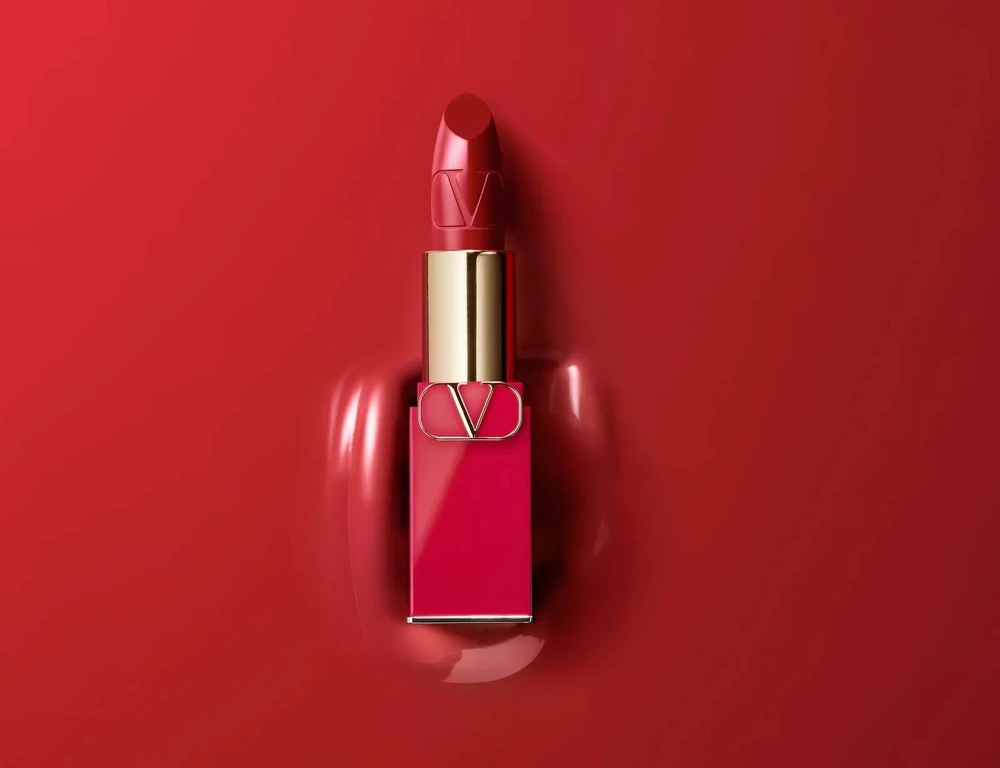 Valentino Rosso Satin Finish Kreminis Lipstick 205A Papildomas 3.5 g