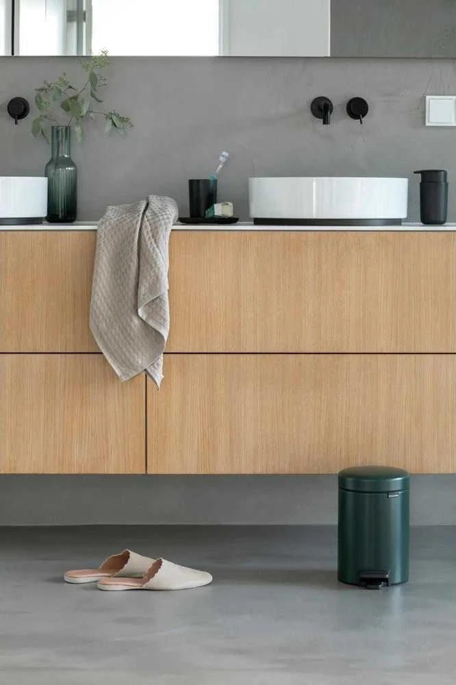 Brabantia atkritumu tvertne ar pedāli NewIcon, 3l, pine žalias
