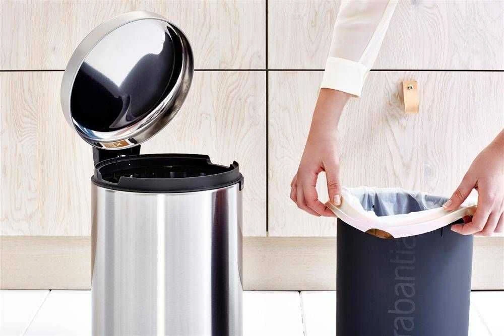 Šiukšliadėžė Brabantia 12 L, 11 20 41 satino