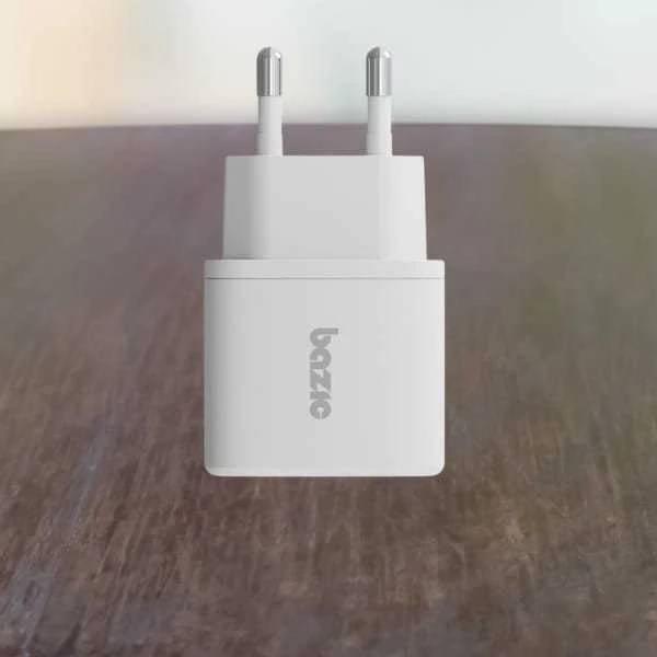 Energea Laidinis įkroviklis Bazic Goport Velox Kit 1xUSB-C 1xUSB-A GaN 35W with cable baltos spalvos