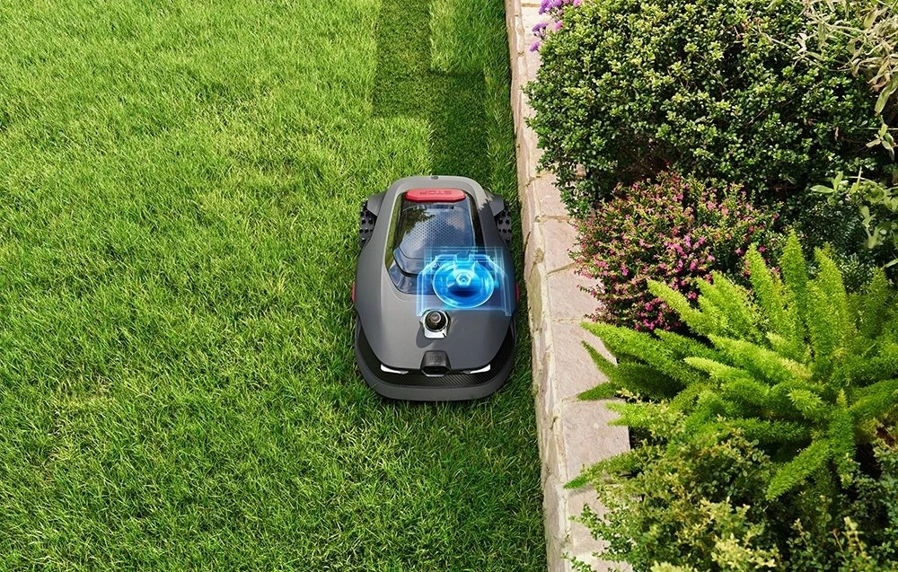 Vejos robotas Mova LiDAX Ultra 800
