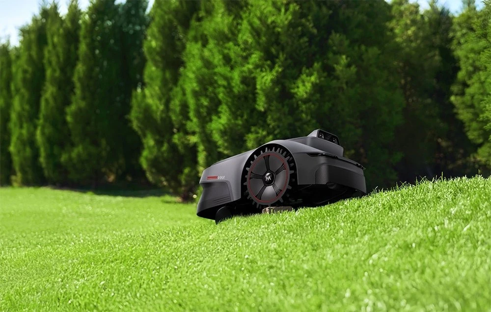 MOVA ViAX 300 Belaidis vejos pjovimo robotas skirtas iki 300 m² vejai