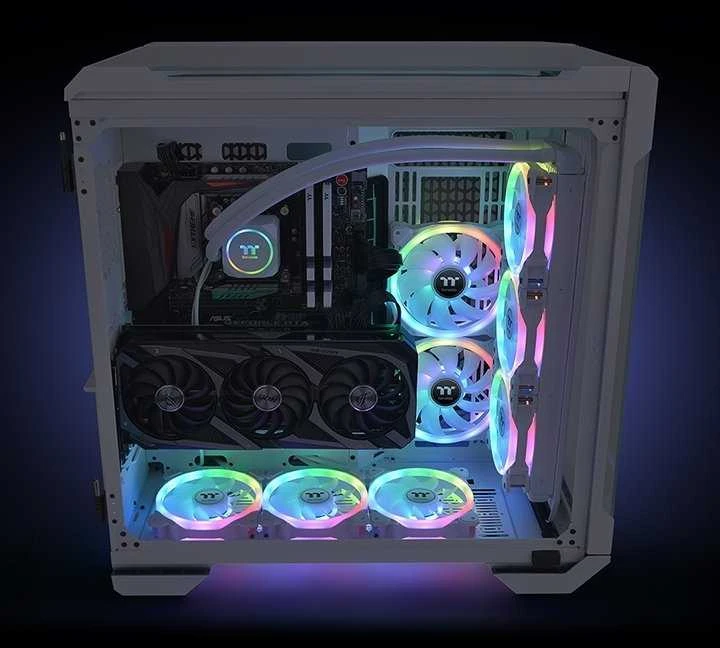 Thermaltake SWAFAN 12 RGB sniegas