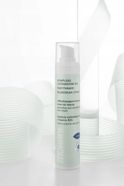 Veoli Botanica „Mohani Derm“ regeneruojantis ir normalizuojantis veido kremas su keramidų kompleksu, 2 % niacinamido ir cinko gliukonatu, 50 ml