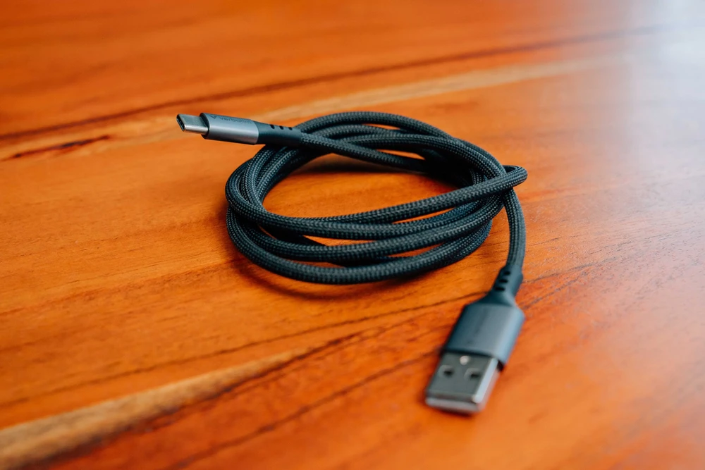 „Verbatim“ sinchronizavimo ir įkrovimo laidas USB-A į USB-C, 18 W, 120 cm, Juodas