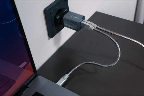 Verbatim GaN 35W Laidinis įkroviklis USB-C/USB-A + EU/UK/US Adapteris GNC-35 32200