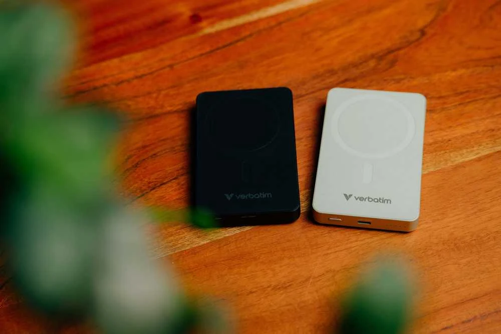 Powerbank Verbatim Charge n Go Essentials 10000mAh Magnetic Wireless juodos spalvos 32227