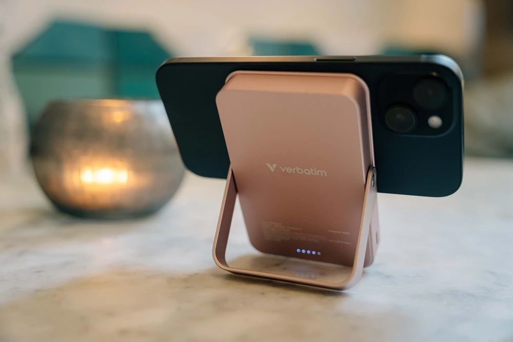 Verbatim Charge ‘n’ Go magnetinis belaidis įkroviklis su stovu, 10000mAh, Rožinė