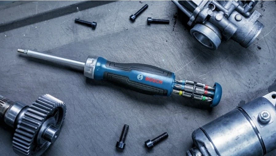 Bosch VERGIONIC Wkrętak su grzechotką + 12 bitów BL (1600A039PK)