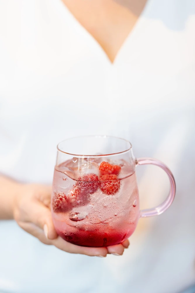 Vialli Design - 2 puodelių rinkinys Bolla su rožine rankena 400ml
