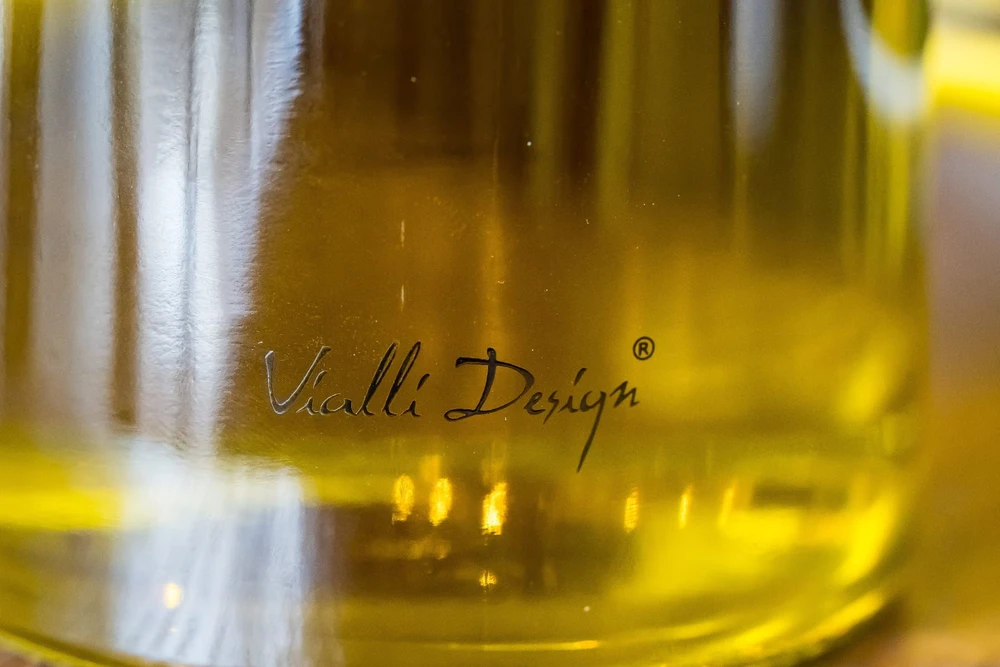 Vialli Design GRAVITINIS ALIEJUS IR ACTO DALYTUVAS 25783 VIALLI DESIGN