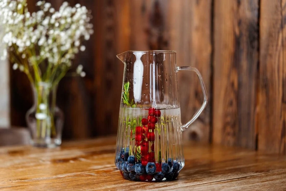 Vialli Design Mia Vandens ąsotis gėrimams 1100 ml 2040