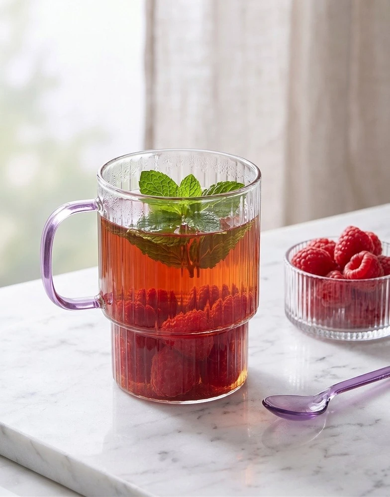 Vialli Design Puodeliai ir stiklinės Du briaunuoti stiklai su rožine rankena 350 ml (1821)