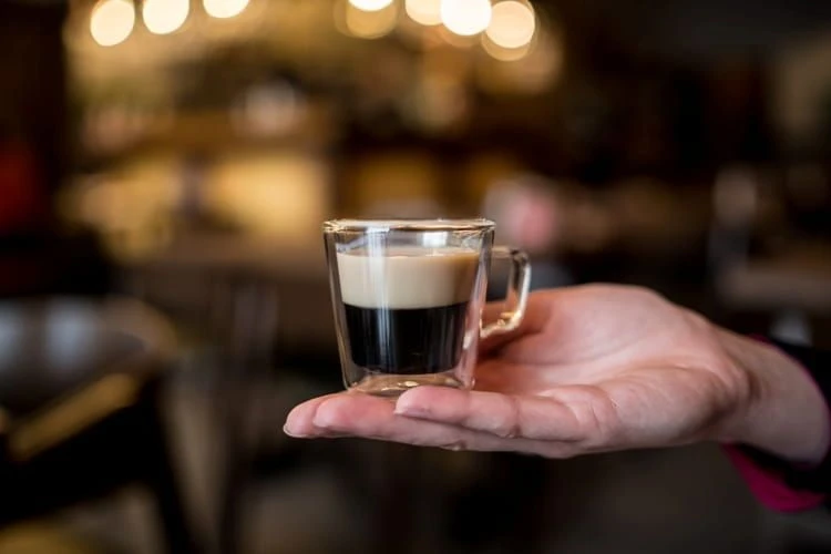 Vialli Design Szklanki termiczne do espresso 2vnt. 80 ml