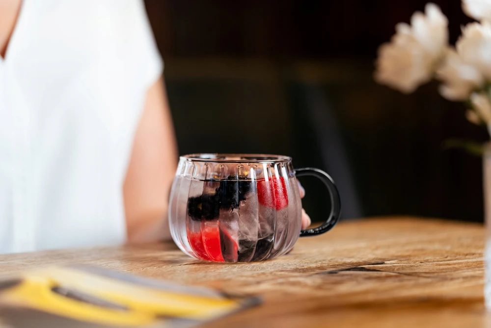 Tulip Vialli Design - Tulpių rinkinys iš 2 puodelių su pilka rankena 350ml