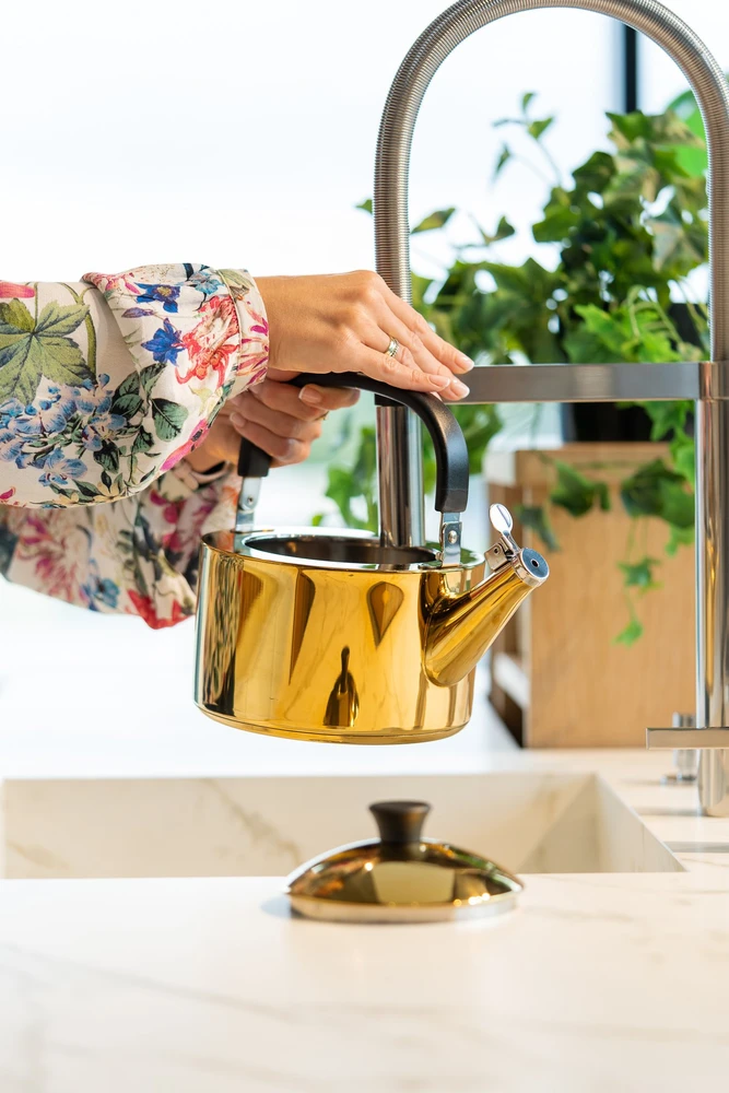 Virdulys Vialli Design Diamante 1.5 L auksinė polerowany