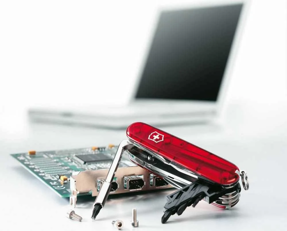 Victorinox V-1.77 25.T kišeninis peilis Cyber Tool M, raudonas permatomas