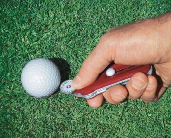 „Victorinox“ golfo įrankis „Ruby“.