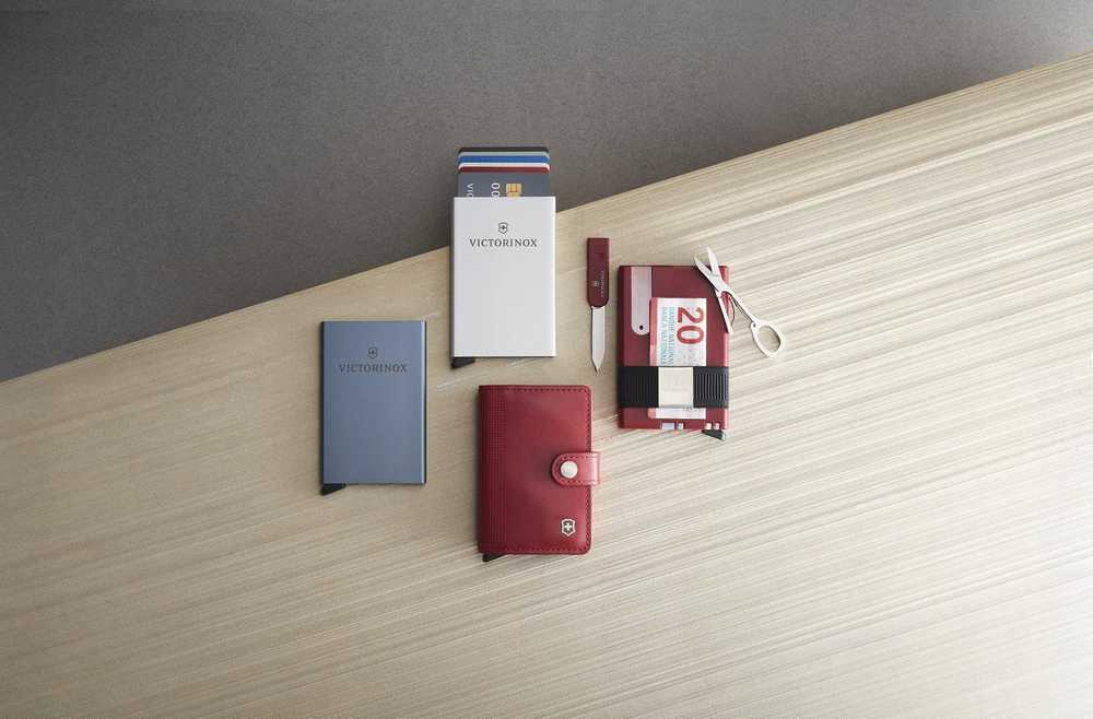 Victorinox Smart Card Piniginė Ryškiai pilka