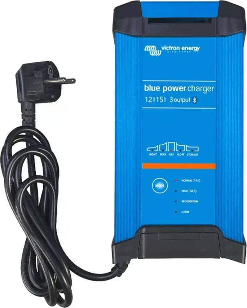 Victron Energy Blue Smart IP22 12V 15A įkroviklis su laidu