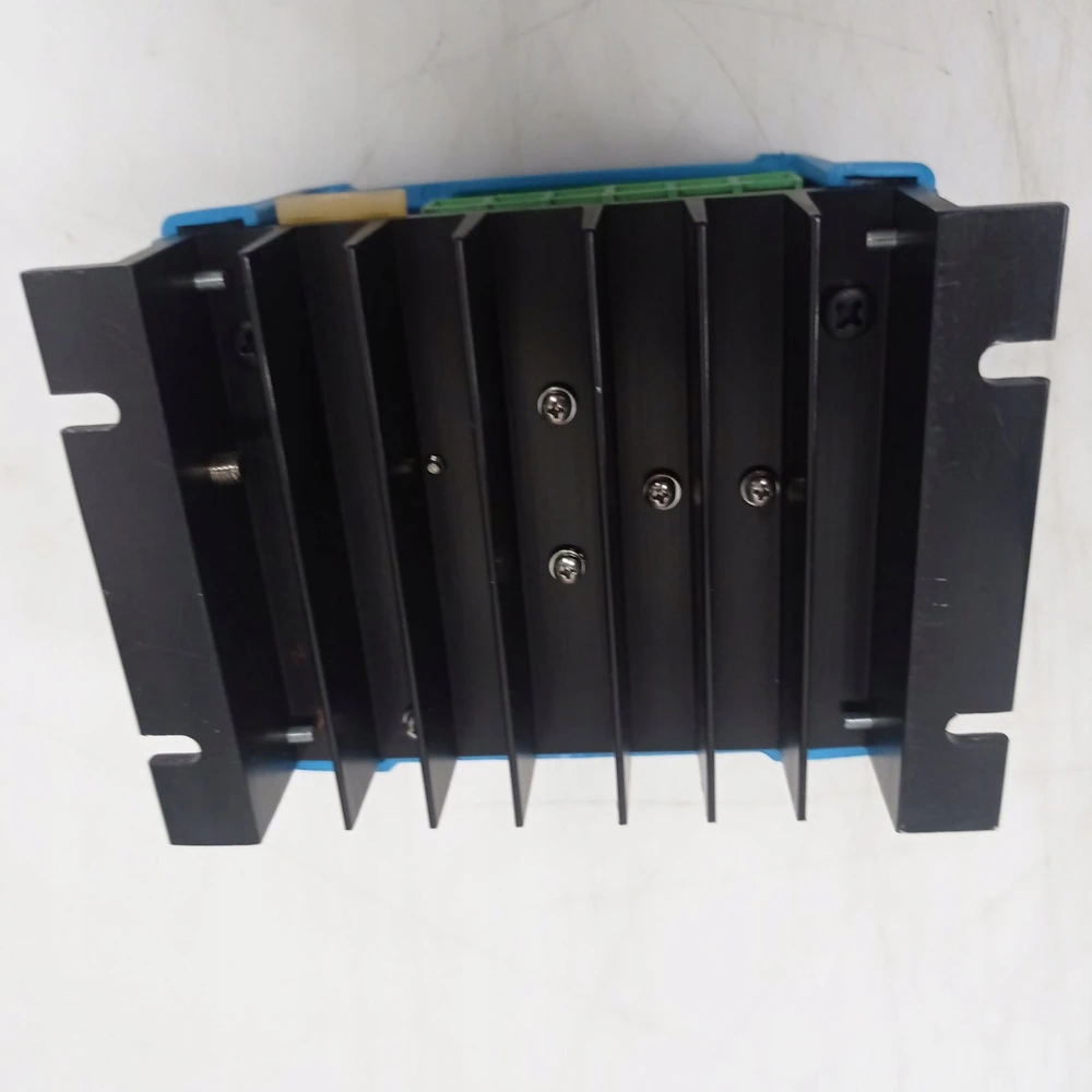 Victron Energy SmartSolar MPPT 100/20-48V įkrovos valdiklis