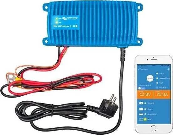 Akumuliatorius Victron Energy Carruzzo Mėlyna Smart IP67 Charger 12/17 (1)