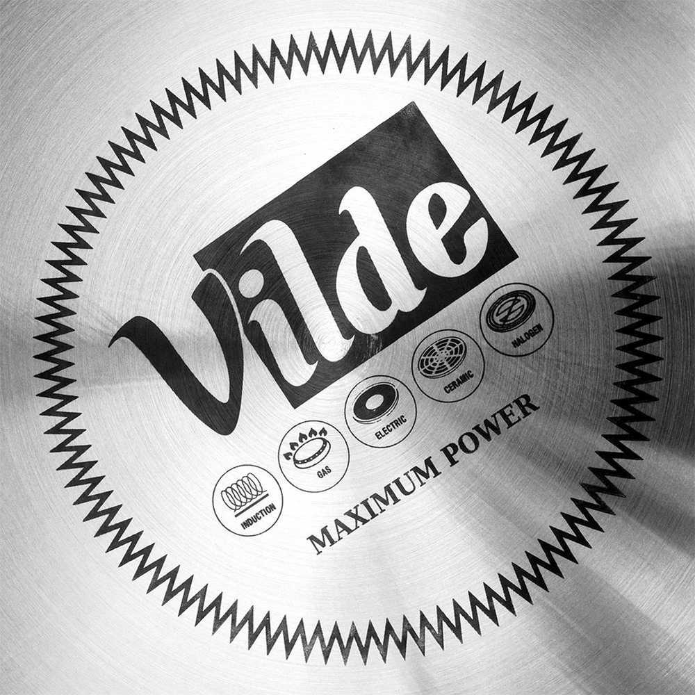 Virdulys Vilde Arbatinis su švilpuku, 3 l, juodas su auksiniais elementais
