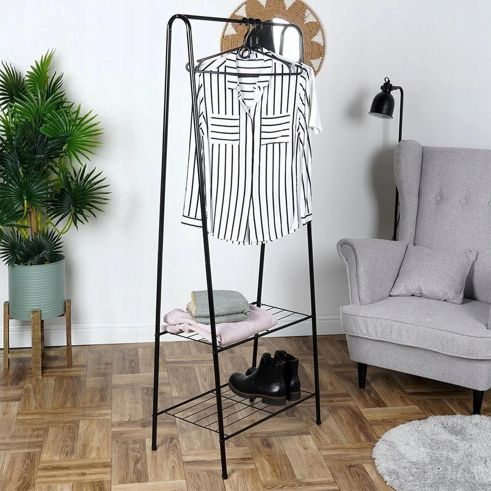 Vilde Stovinti drabužių pakaba metalinė juoda 153 cm