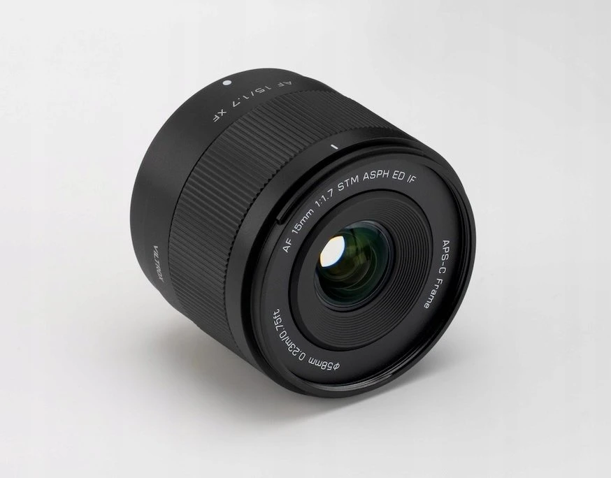 Kameros objektyvas - Viltrox AF 15mm F1.7 Air Fuji XF plataus kampo objektyvas juodas