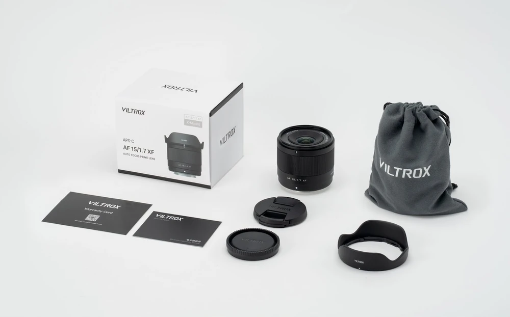 Kameros objektyvas - Viltrox AF 15mm F1.7 Air Fuji XF plataus kampo objektyvas juodas