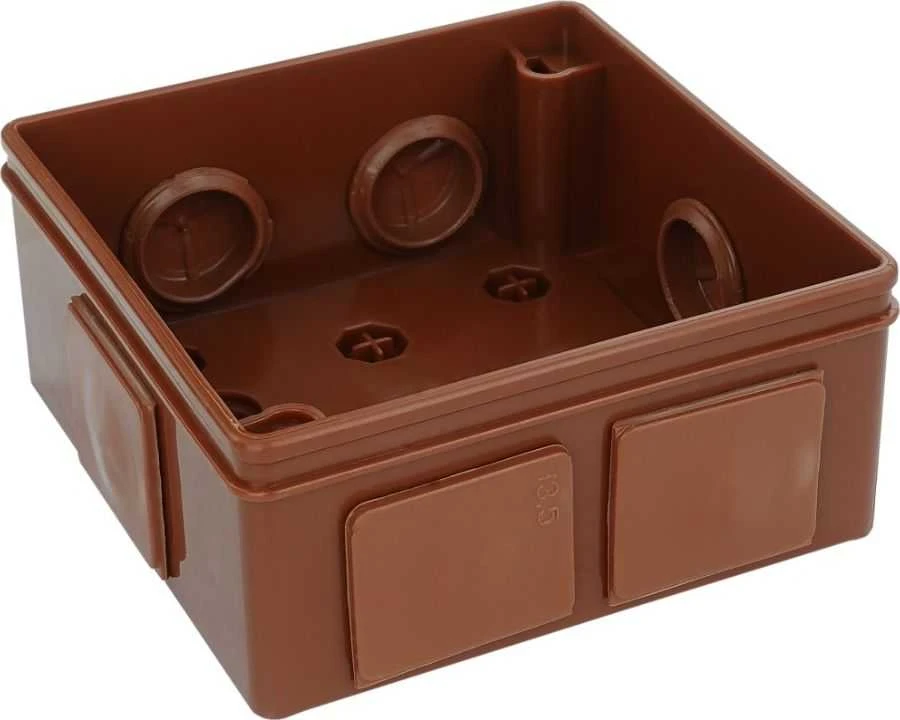 Tuščia ant paviršiaus montuojama dėžutė su 6 įvadais VIPLAST VP-22 RUDA IP55 86x86x40mm 022-02