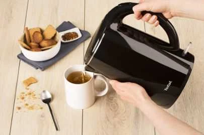 TEFAL | KO260130 | Standard virdulys | 2400 W | 1.7 L | Nerūdijantis plienas | 360° rotational base | Baltas