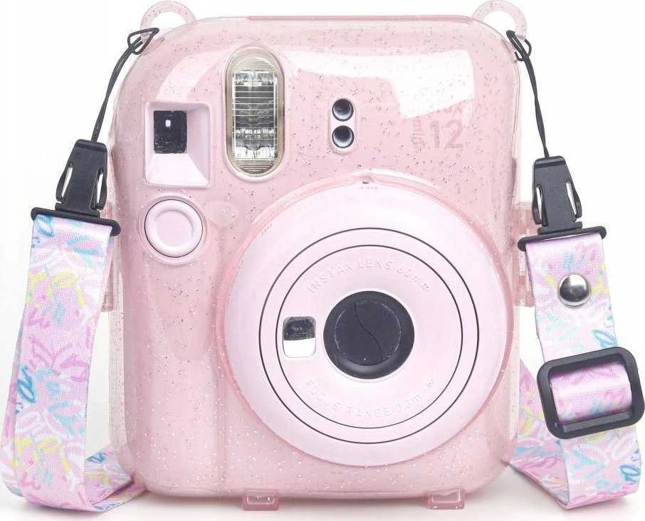 LoveInstant dangtelis, rankovės dėklas, skirtas FujiFilm Fuji INSTAX Mini 12 + lipdukai ir nuotraukų kišenė / jogurto triušis / rožinis blizgesys