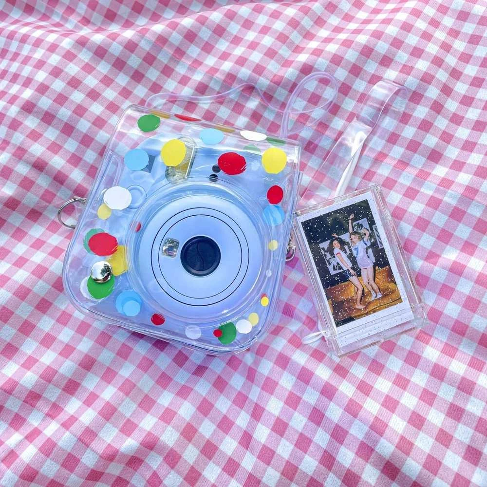 Dėklas LoveInstant Futerał Dėklas Dėklas do FujiFilm INSTAX Mini 12 / Kolorowe Kropki