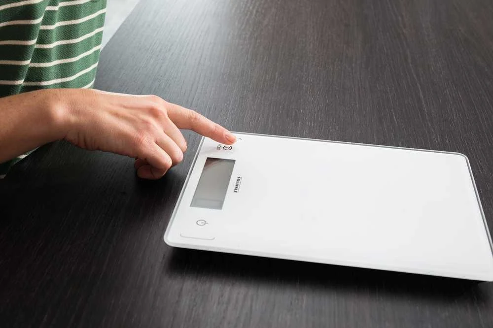 Virtuvinė Svarstyklė - Soehnle Page Profi 300 20kg Talpa LCD Ekranas Stiklas Baltas