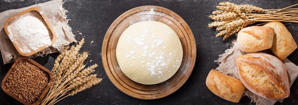 Virtuvinis kombainas „Evolveo Salente DigiChef+“ planetinis maisto smulkintuvas, 6 litrų nerūdijančio plieno dubuo, mėsmalė, skaitmeninis ekranas, balta