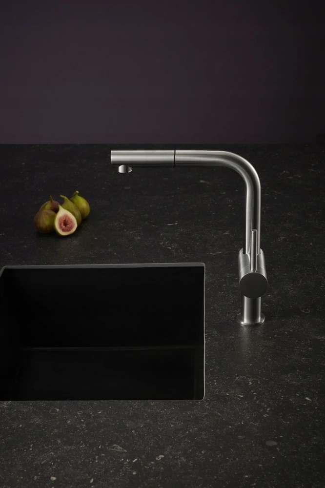 Virtuvės maišytuvas KFA 6623-510-22 / KFA / DUERO EDGE / INOX VIRTUVĖS MAIŠYTUVAS SU IŠTRAUKIAMA TEKĖJIMO Tūta