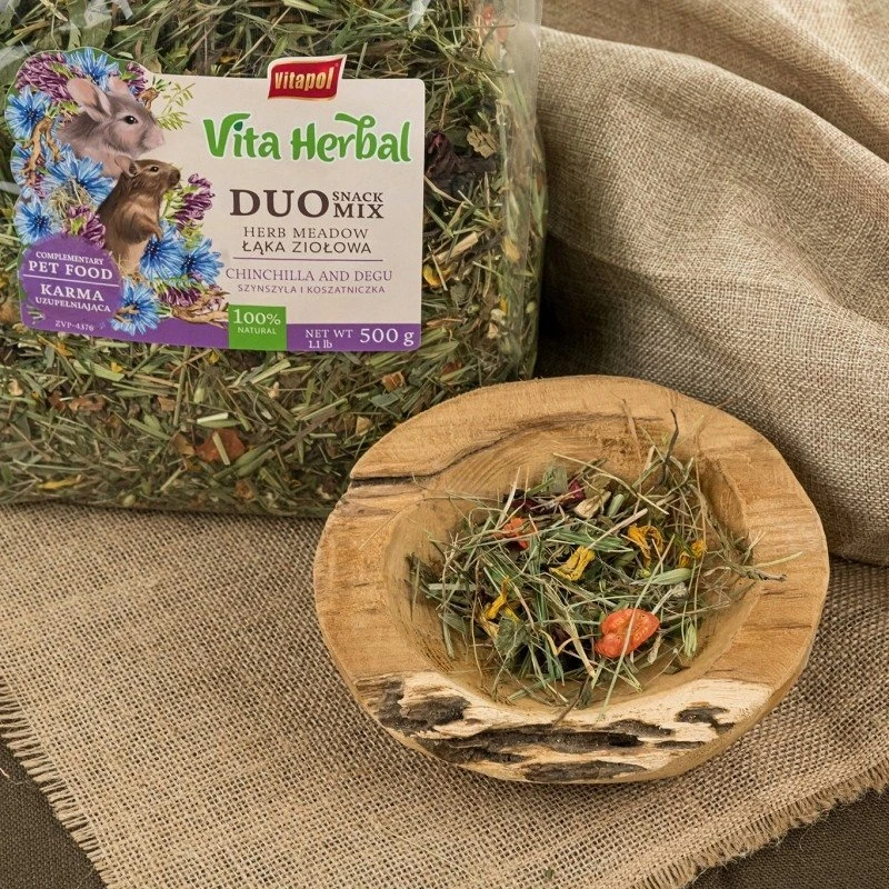 Vitapol VITAPOL - VITA HERBAL duo užkandis pievų šienas su žolelėmis šinšiloms ir kosetėms 500g