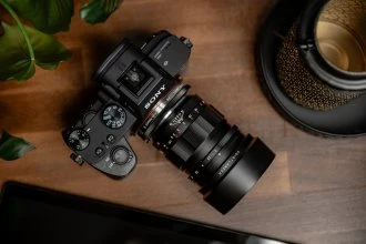 Voigtlander objektyvas Voigtlander APO Ultron 90 mm f/2,0, skirtas Leica M – juodas