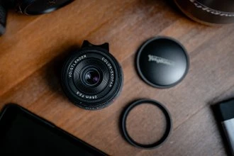 Voigtlander Color Skopar II 28 mm f/2,8 objektyvas Leica M - juodas