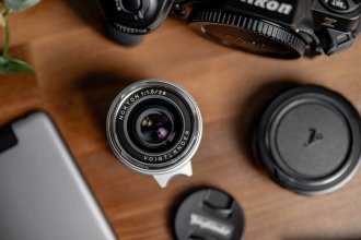 Voigtlander objektyvas Nokton I Vintage Line 28 mm f/1,5, skirtas Leica M – sidabrinis