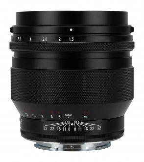 Voigtlander objektyvas Nokton 75 mm f/1,5, skirtas Sony E