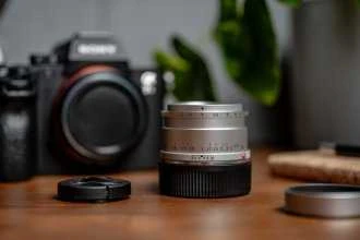 Voigtlander objektyvas Voigtlander Color Skopar 50 mm f/2,2 Leica M – sidabrinis