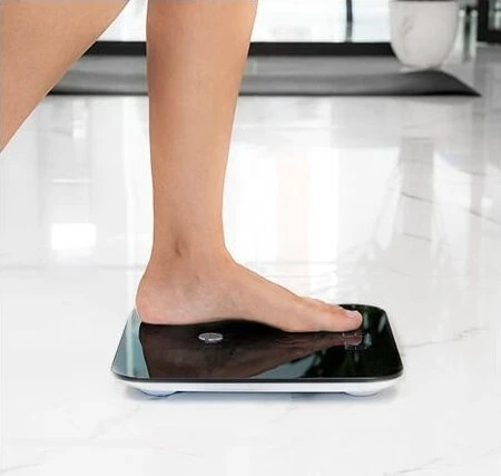 Skaitmeninės vonios svarstyklės Cecotec Surface Precision 9750 Smart Healthy