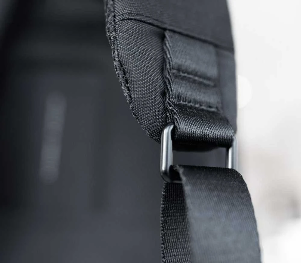 Vonmählen VonMählen kuprinė Horizon Tech-Bag TechBag su USB-C USBC juoda juoda (HRZ00001)