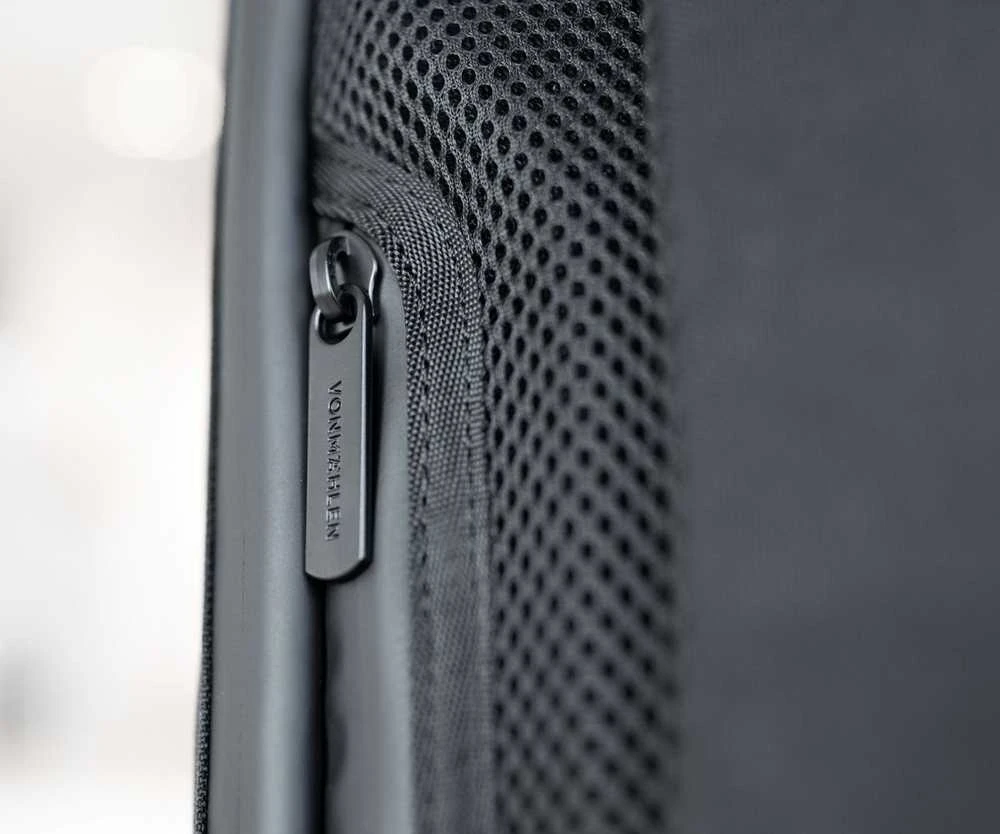 Vonmählen VonMählen kuprinė Horizon Tech-Bag TechBag su USB-C USBC juoda juoda (HRZ00001)