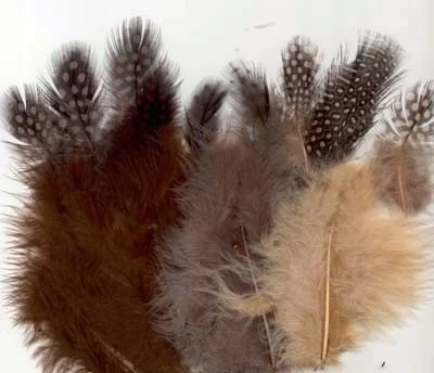 Vrige Pióra marabou mix 18stk odcienie raudona